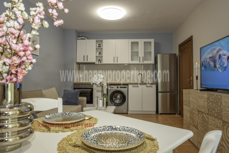 Продава  2-стаен, област Бургас, к.к. Слънчев бряг • 65 000 EUR • ID 28986944 — holmes.bg - [1] 