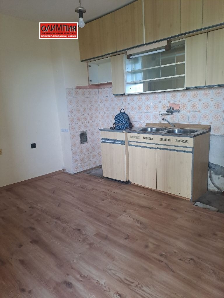 Te koop  2 slaapkamers Pleven , Sjirok tsentar , 100 m² | 49142842