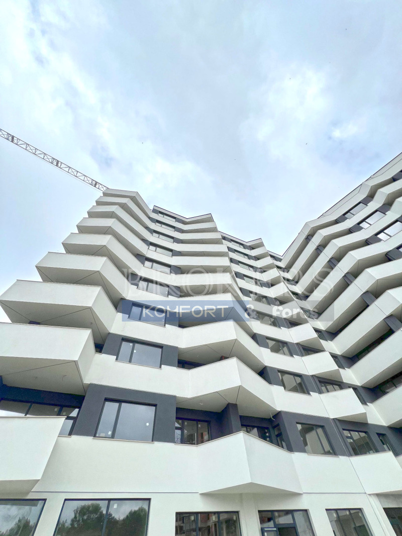 Продава  3-стаен град Варна , Възраждане 4 , 110 кв.м | 77555975