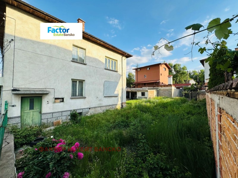 Продава  Къща, област Благоевград, гр. Разлог •  109 980 EUR • ID 84999606 — holmes.bg - [1] 