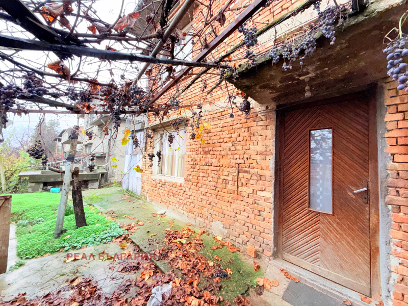 Продава КЪЩА, гр. Бяла, област Русе, снимка 15 - Къщи - 52622879