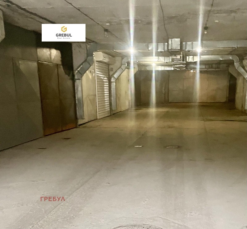 En venta  Cochera Sofia , Gotse Delchev , 15 metros cuadrados | 52249289 - imagen [2]