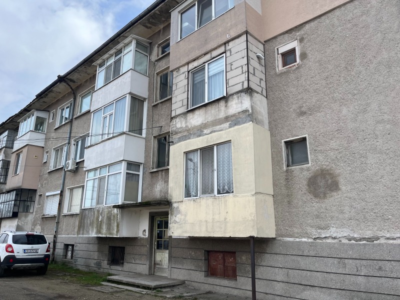 Продава 2-СТАЕН в област Стара Загора, с. Тулово - 70 кв.м / 33 000 € » 64 542.39 лв., ЕС ДИ ЕН ЕСТЕЙТС ЕООД