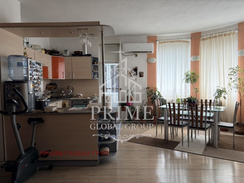 Продава КЪЩА в област Бургас, гр. Приморско - 611 кв.м / 824 850 € » 1 613 266.38 лв., ПРАЙМ ГЛОБАЛ ГРУП