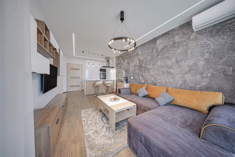 Продаја  1 спаваћа соба Софија , Манастирски ливади , 75 м2 | 99418429