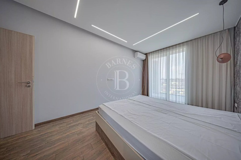 Продаја  1 спаваћа соба Софија , Манастирски ливади , 75 м2 | 99418429 - слика [12]