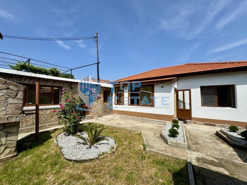 En venta  Casa región Veliko Tarnovo , Novo selo , 110 metros cuadrados | 51850628