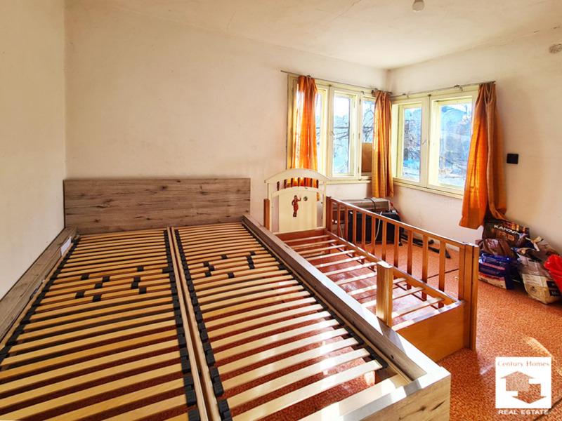 Продава КЪЩА, с. Куцина, област Велико Търново, снимка 3 - Къщи - 53163906