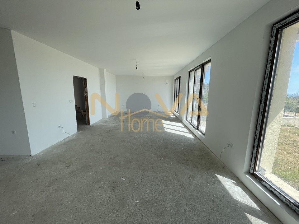 Продава КЪЩА, гр. Варна, м-т Акчелар, снимка 3 - Къщи - 54228683