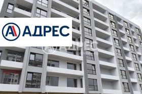 3-стаен град Варна, Владислав Варненчик 1