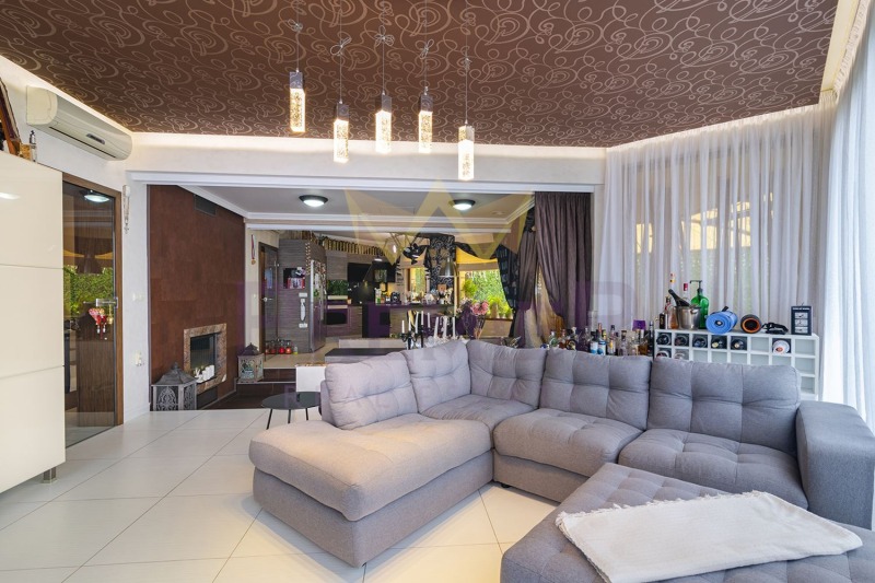 Zu verkaufen  Haus Warna , m-t Zelenika , 500 qm | 62614418 - Bild [10]
