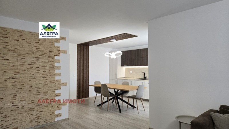 Продава КЪЩА, гр. Пазарджик, Идеален център, снимка 4 - Къщи - 53095345