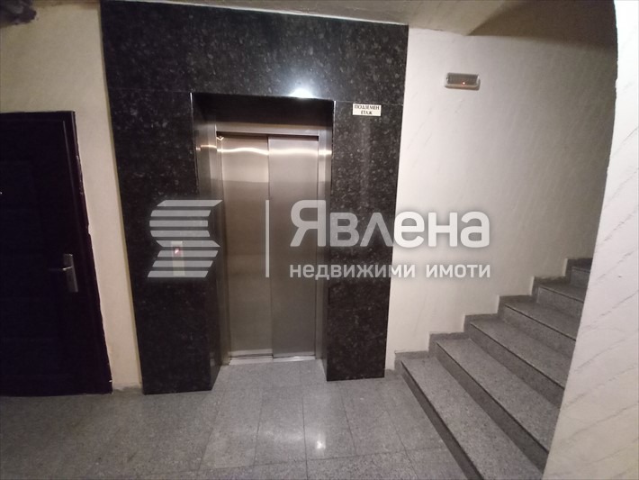 Продава ГАРАЖ, ПАРКОМЯСТО, гр. Пловдив, Тракия, снимка 4 - Гаражи и паркоместа - 54047754