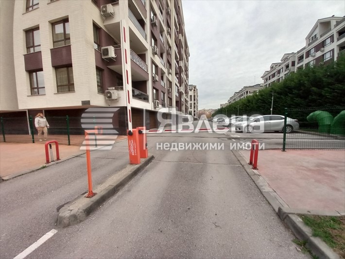 Продава ГАРАЖ, ПАРКОМЯСТО, гр. Пловдив, Тракия, снимка 5 - Гаражи и паркоместа - 54047754