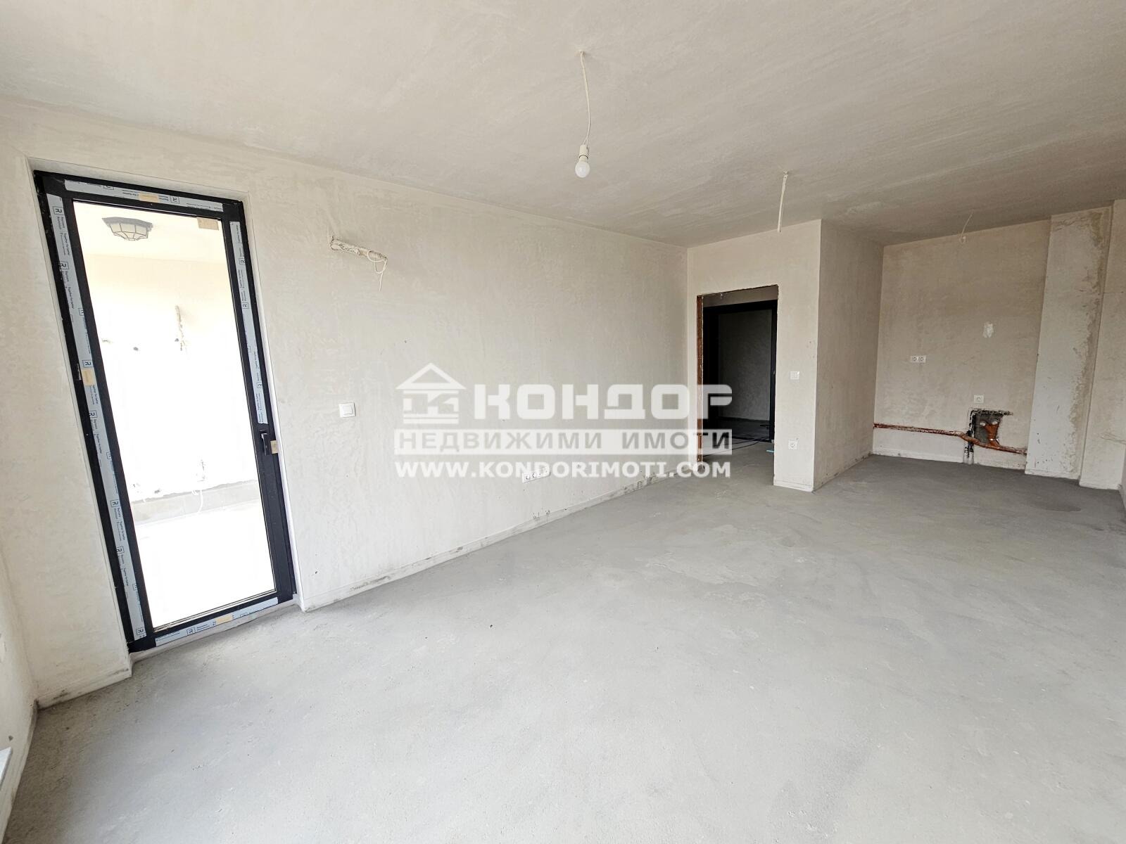 Продава 2-СТАЕН, гр. Пловдив, Кършияка, снимка 2 - Апартаменти - 49955608