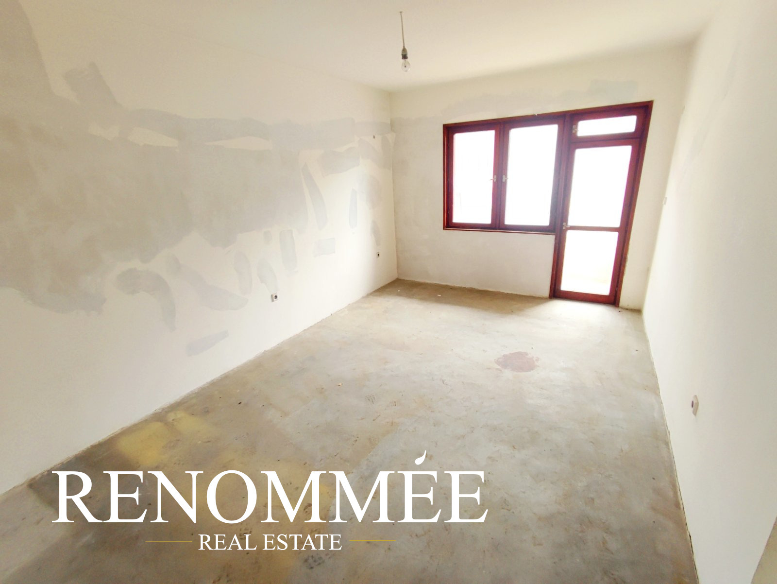 Продава ЕТАЖ ОТ КЪЩА, гр. Кърджали, Център, снимка 6 - Етаж от къща - 54302655