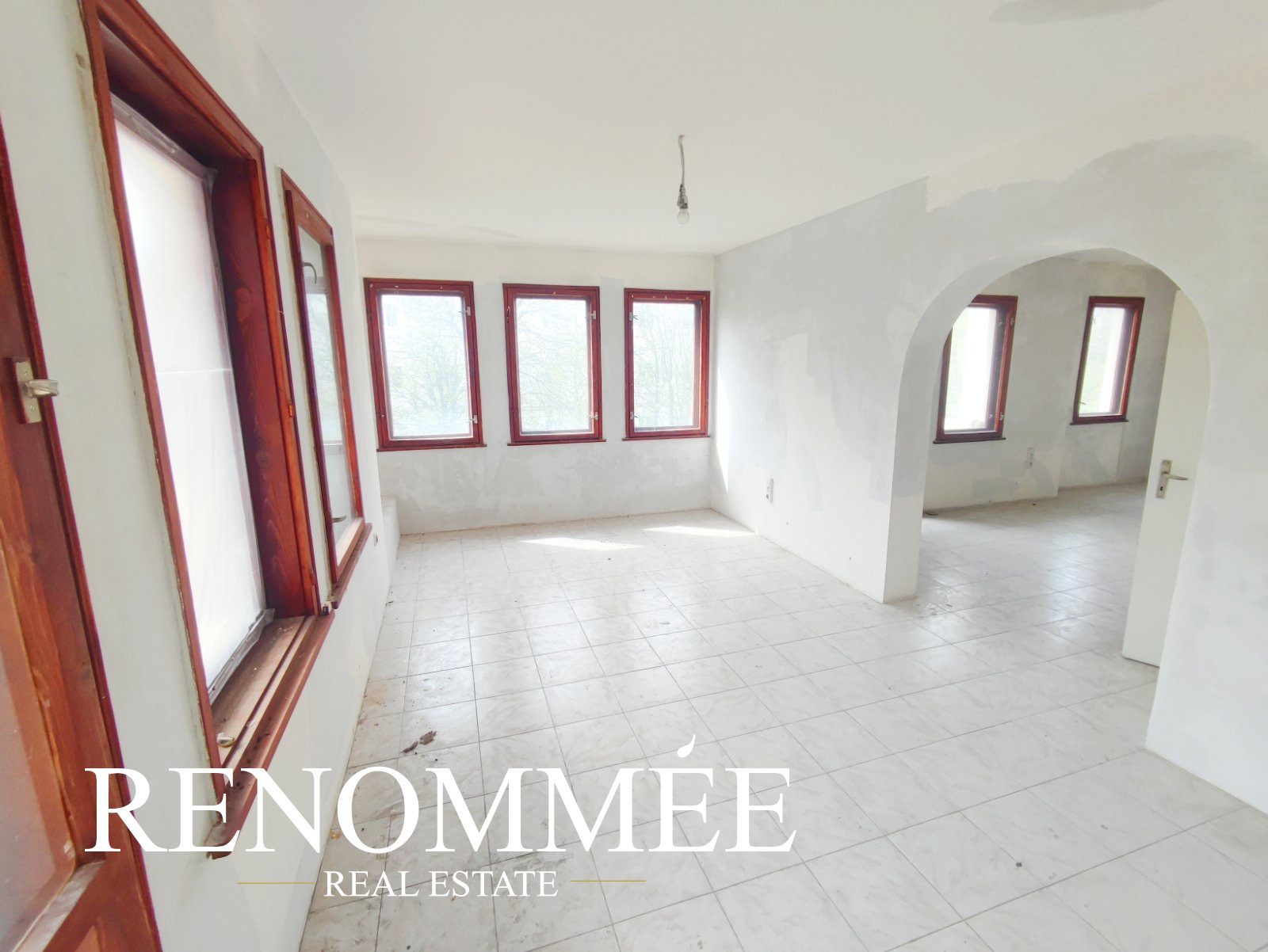 Продава ЕТАЖ ОТ КЪЩА, гр. Кърджали, Център