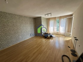 1 Schlafzimmer Kjutschuk Parisch, Plowdiw 1