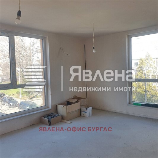 Продава 2-СТАЕН, гр. Бургас, област Бургас, снимка 2 - Апартаменти - 54259400
