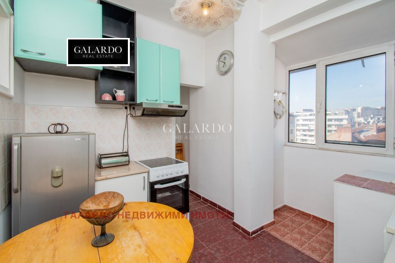 Продава 3-СТАЕН, гр. София, Център, снимка 8 - Апартаменти - 52983151