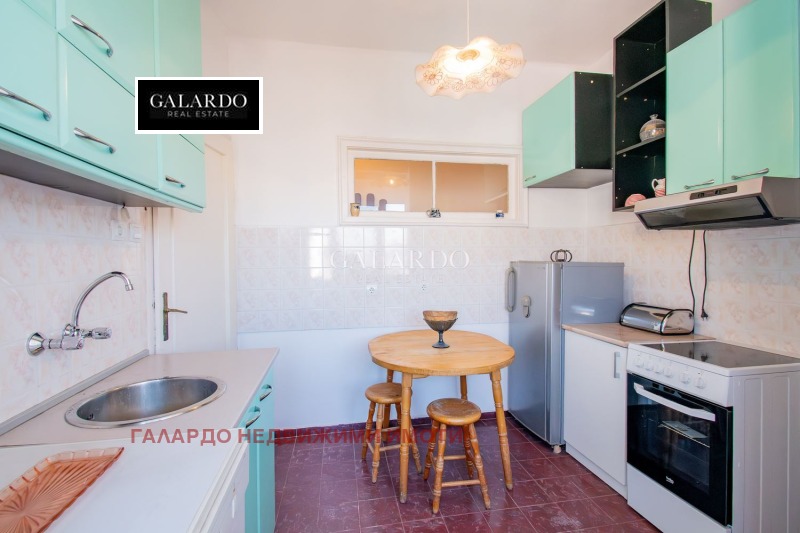 Продава 3-СТАЕН, гр. София, Център, снимка 9 - Апартаменти - 52983151