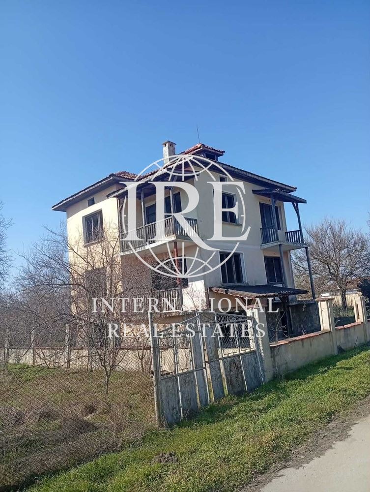 Продава КЪЩА, с. Равнец, област Добрич, снимка 6 - Къщи - 54143924