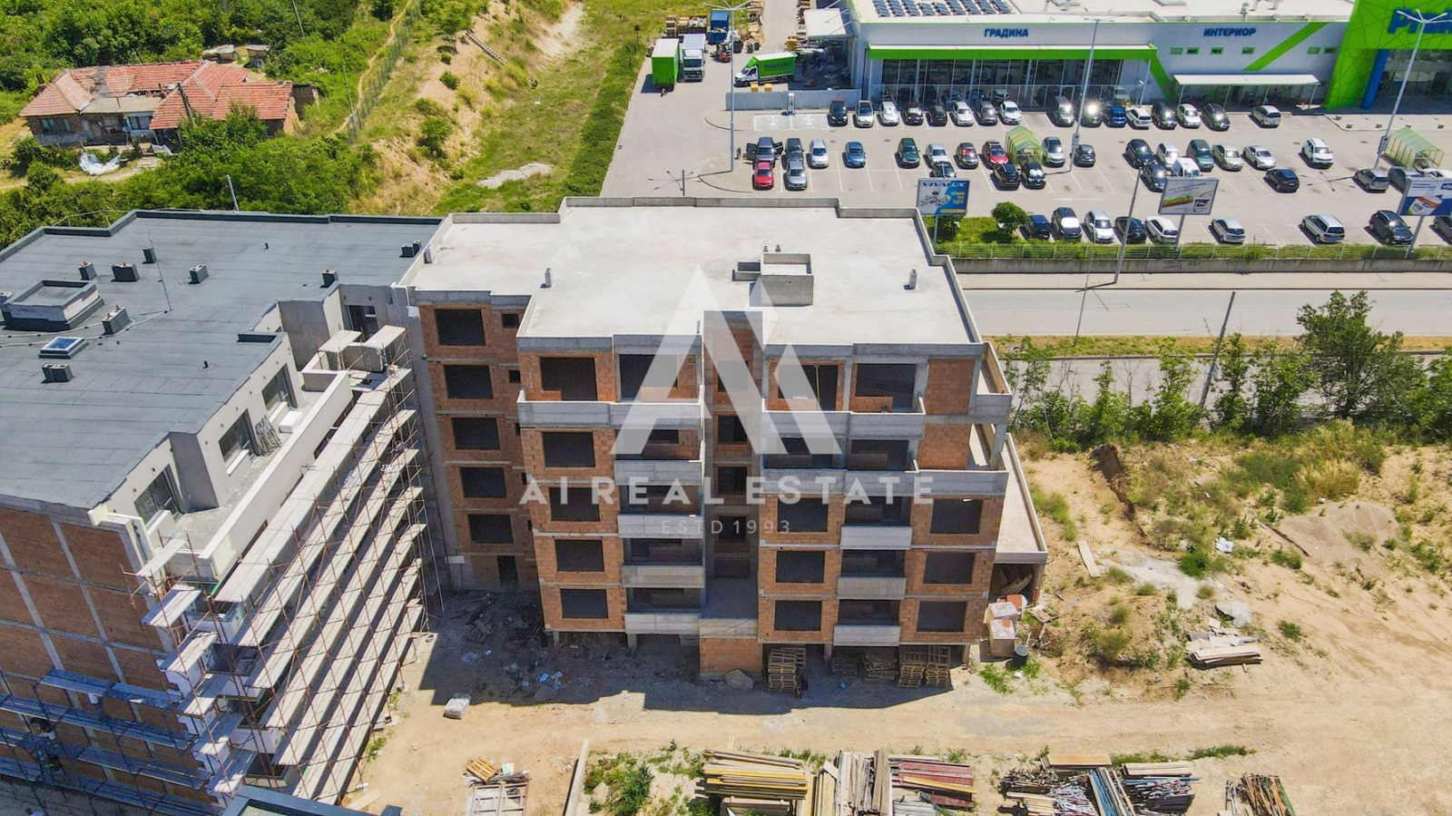 Продава 2-СТАЕН, гр. Плевен, Широк център