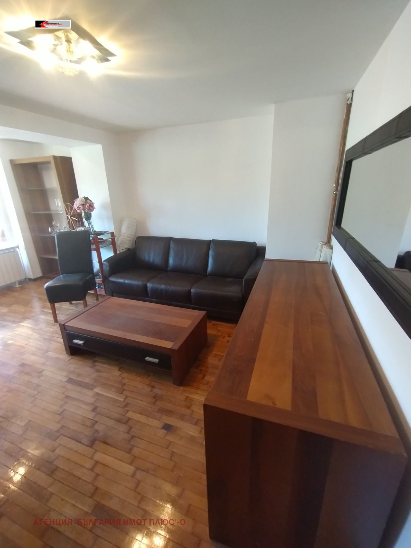 Продава КЪЩА, гр. София, гр. Банкя