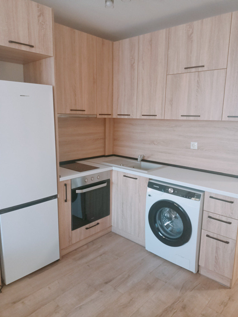 Продава 3-СТАЕН в град Велико Търново, Акация - 93 кв.м / 160 000 € » 312 932.80 лв., ПЕЛИКАН
