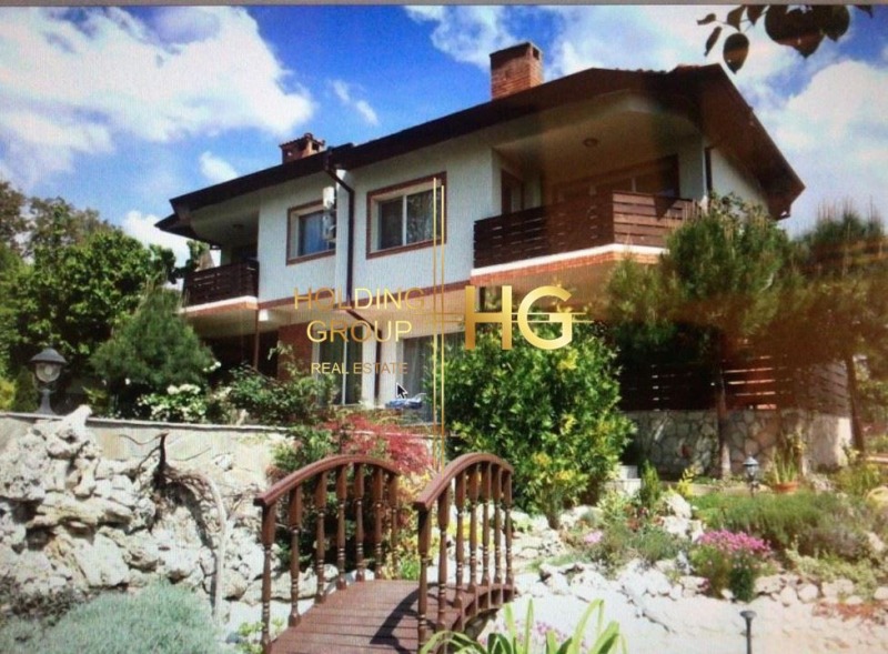 Продава КЪЩА в град Варна, м-т Ален мак - 270 кв.м / 775 000 € » 1 515 768.25 лв., ХОЛДИНГ ГРУП