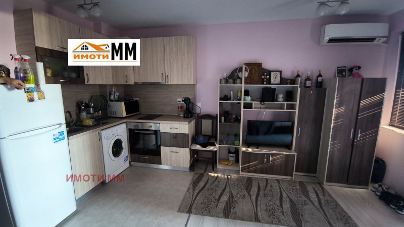 À venda  Estúdio Plovdiv , Iujen , 43 m² | 61213498