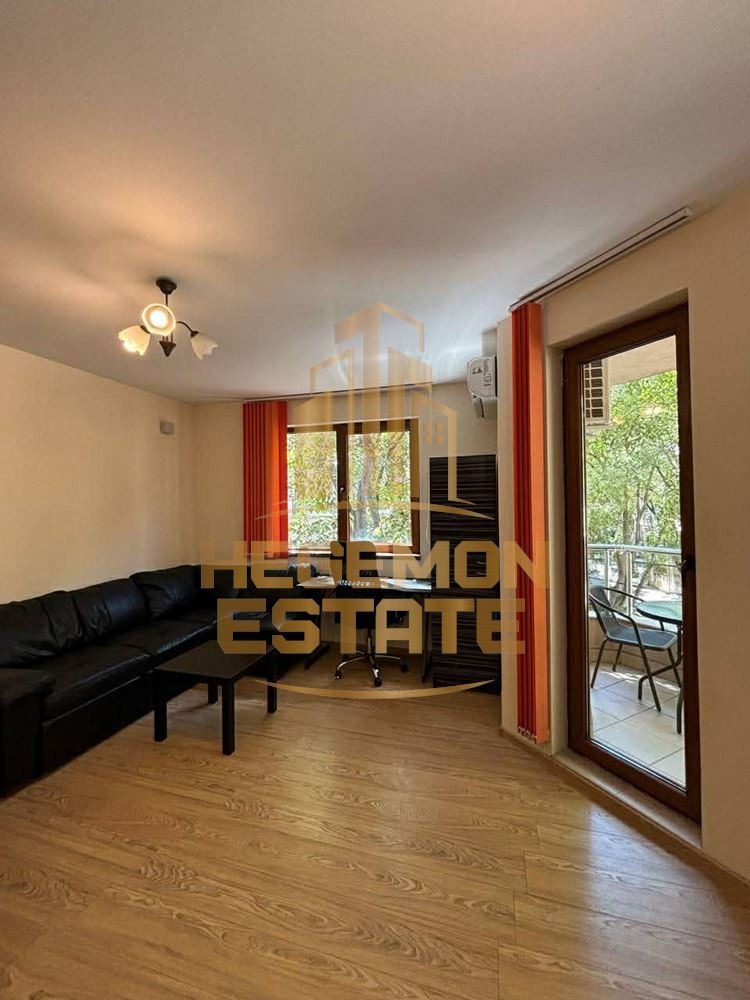 Продава 2-СТАЕН, гр. Варна, Лятно кино Тракия, снимка 2 - Апартаменти - 53783911