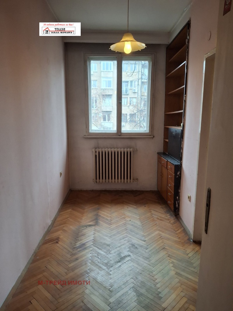 Продава 4-СТАЕН, гр. София, Докторски паметник, снимка 9 - Апартаменти - 53044602