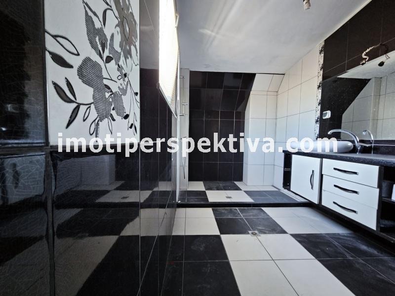 À venda  Mais de 3 quartos Plovdiv , Centar , 231 m² | 84131066 - imagem [7]