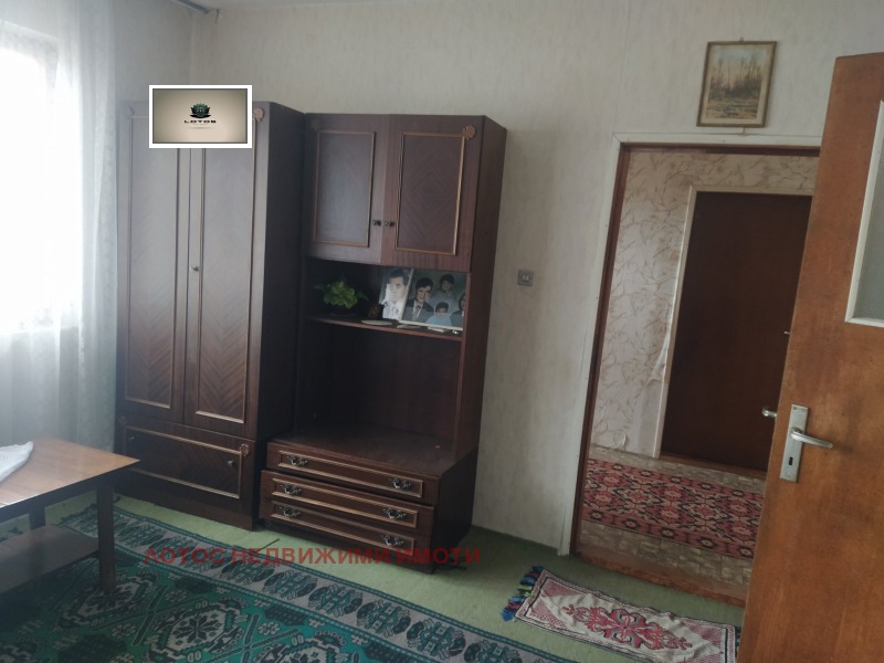 Продава КЪЩА, с. Бряговица, област Велико Търново, снимка 5 - Къщи - 44990325