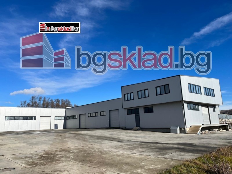 Продава ПРОМ. ПОМЕЩЕНИЕ в област Перник, гр. Брезник - 2200 кв.м / При запитване, ШАНС - 96