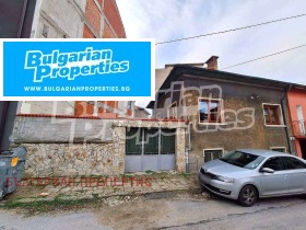 Casa Dupnitsa, regione Kjustendil 4