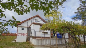 Til salgs Villa