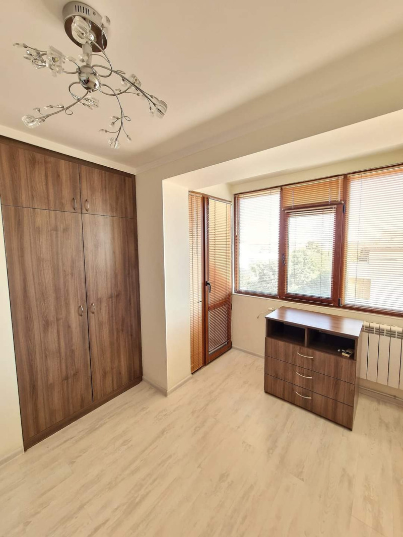 À venda  2 quartos Dobritch , Centar , 105 m² | 82376118 - imagem [11]