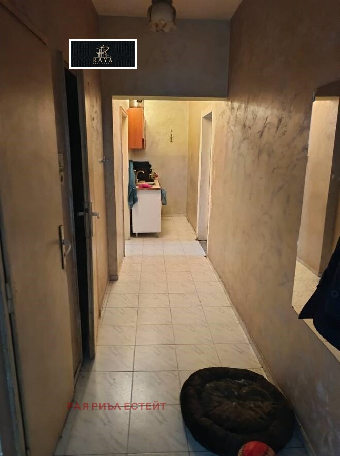 Продава 3-СТАЕН, гр. Пловдив, Гагарин, снимка 2 - Апартаменти - 54299533