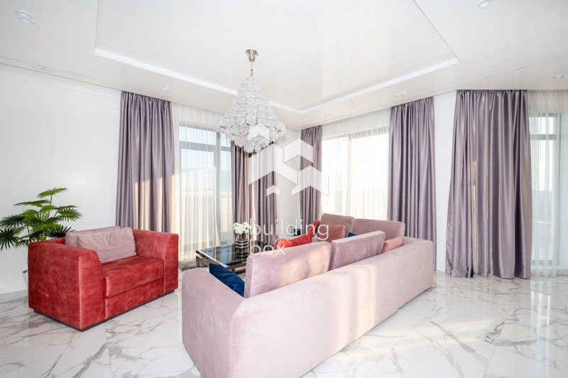 En venta  3+ dormitorios Plovdiv , Jristo Smirnenski , 372 metros cuadrados | 73078244 - imagen [3]
