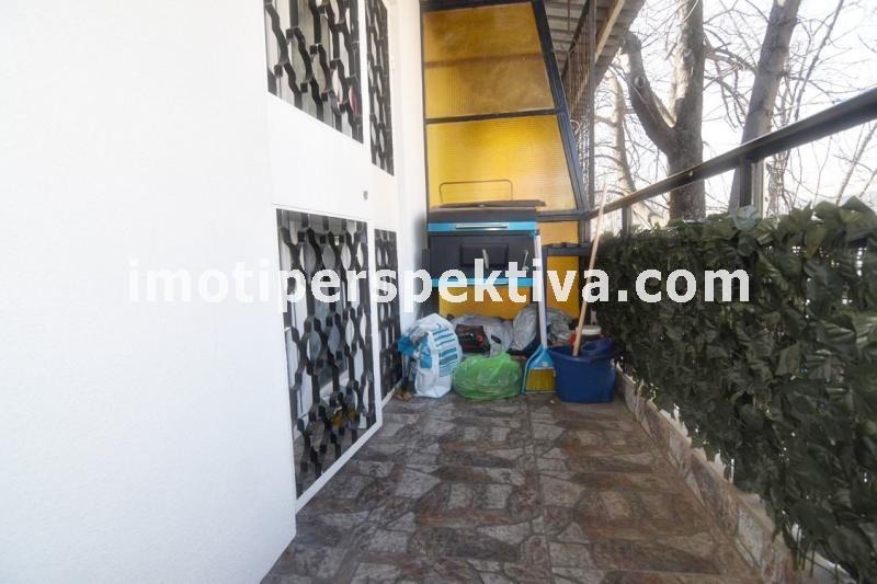 Продава ЕТАЖ ОТ КЪЩА, гр. Пловдив, Кършияка, снимка 13 - Етаж от къща - 53185747