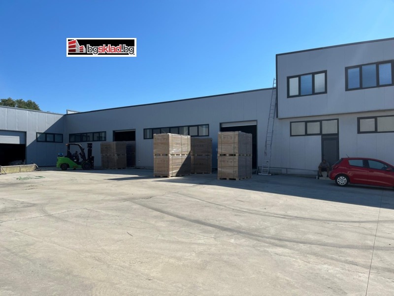 Продава ПРОМ. ПОМЕЩЕНИЕ, гр. Брезник, област Перник, снимка 5 - Производствени сгради - 52689468