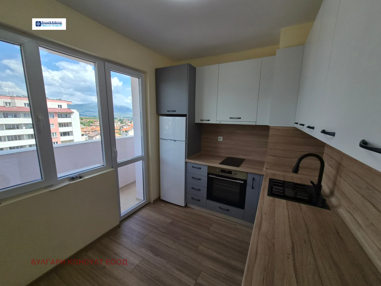 Продава 3-СТАЕН, гр. Кюстендил, Център, снимка 4 - Апартаменти - 55012694