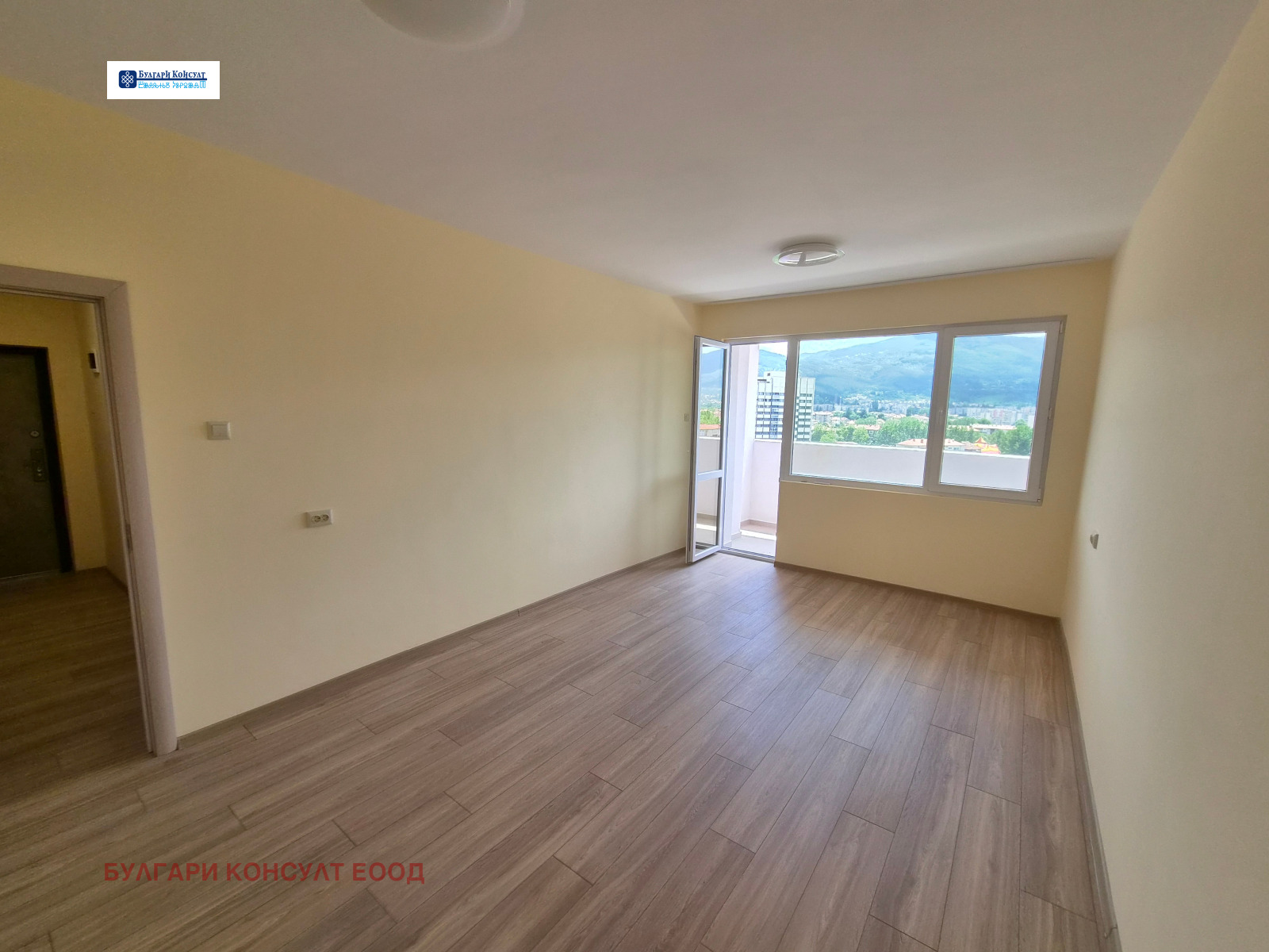 Продава 3-СТАЕН, гр. Кюстендил, Център, снимка 12 - Апартаменти - 55012694