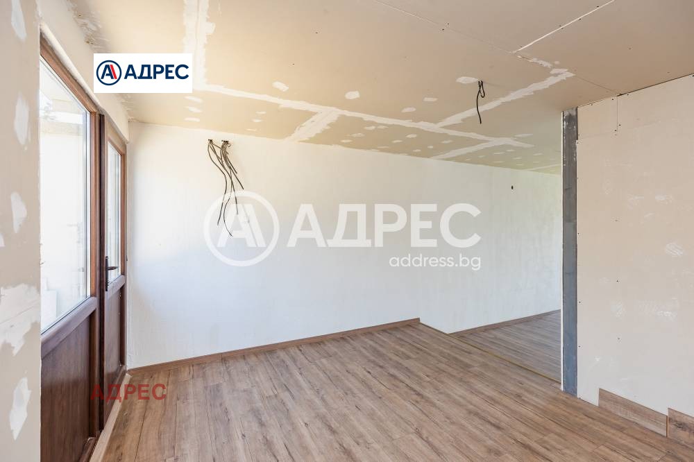 Продава КЪЩА, гр. Варна, м-т Манастирски рид, снимка 17 - Къщи - 55357776