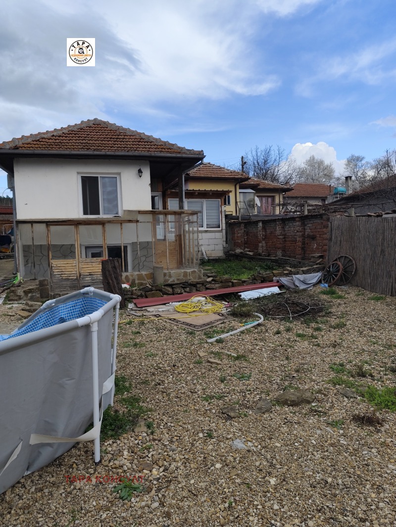 Продава КЪЩА в област Велико Търново, с. Добри дял - 83 кв.м / 71 580.86 € » 140 000 лв., ТАРА КОНСУЛТ
