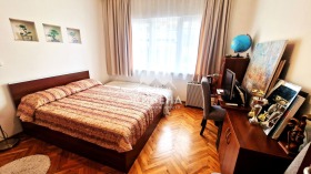 3 slaapkamers Tsentar, Varna 9