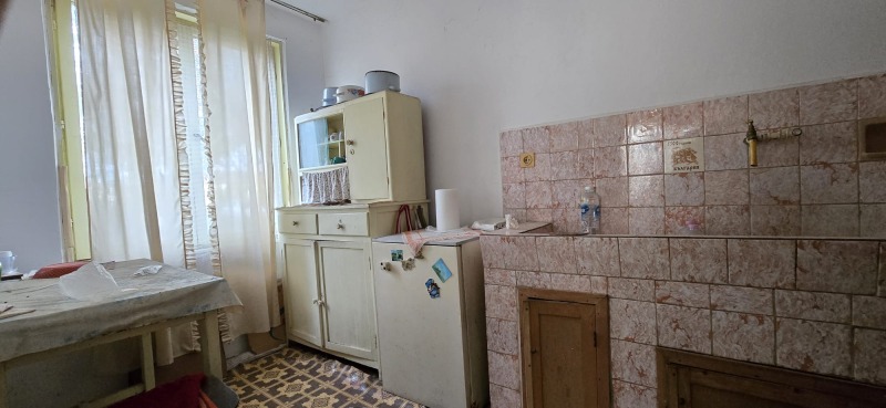 Продава КЪЩА, с. Царев брод, област Шумен, снимка 6 - Къщи - 52543626