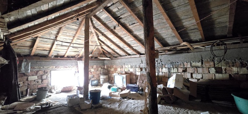 Продава КЪЩА, с. Царев брод, област Шумен, снимка 12 - Къщи - 52543626